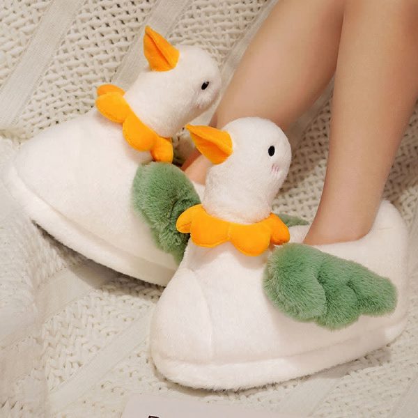 Lovely Flower Cartoon Duck Plush Slippers - Modakawa Modakawa