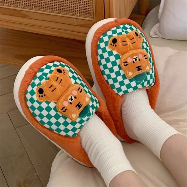 Cute Cartoon Tiger Plaid Plush Slippers - Modakawa Modakawa